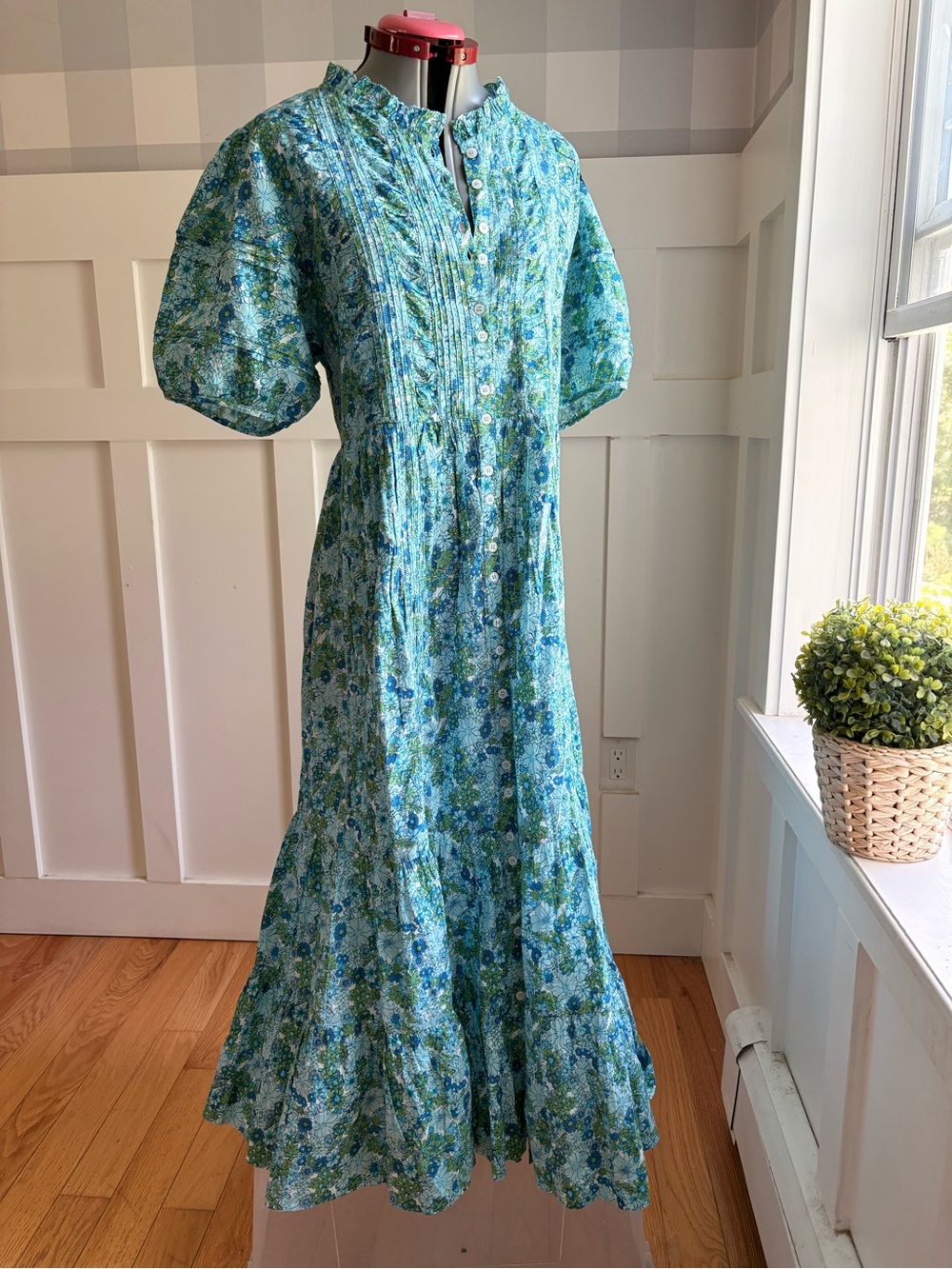 Cotton Blue Floral Tiered Maxi Dress with Puff Sleeves Large - Picture 8 of 13